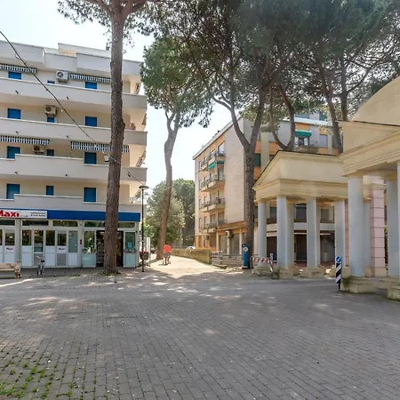 Lido Degli Estensi Pineta * Llido Degli Estensi